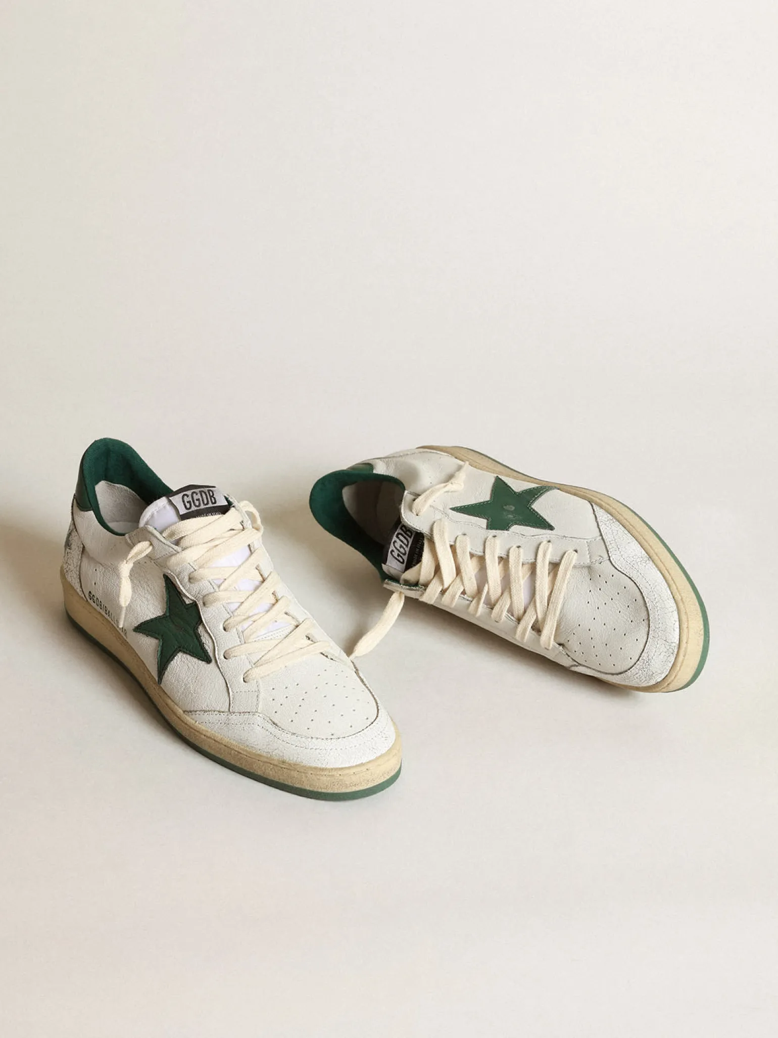 Flash Sale Ball Star Feminino de napa branca com estrela e talão de couro verde MULHER Ball Star