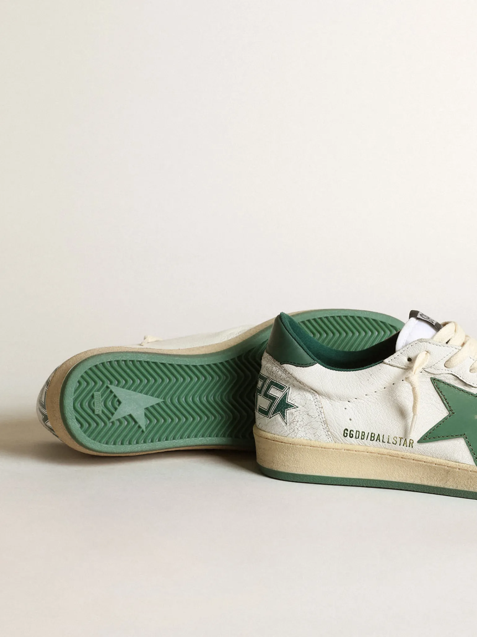 Flash Sale Ball Star masculino de napa branca com estrela verde Ball Star