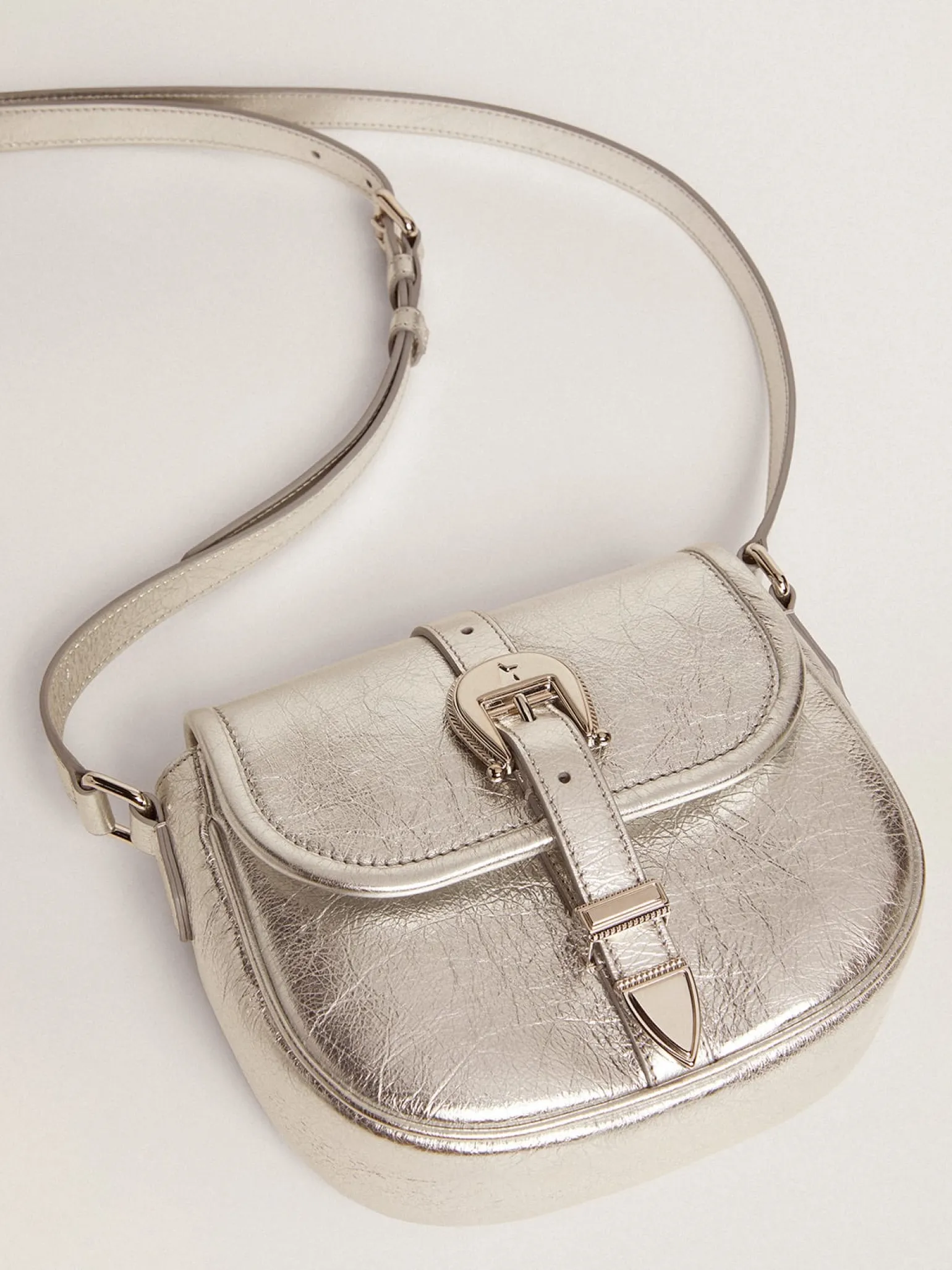 Outlet Bolsa Rodeo feminina pequena de couro metálico prateado MULHER Bolsas tiracolo