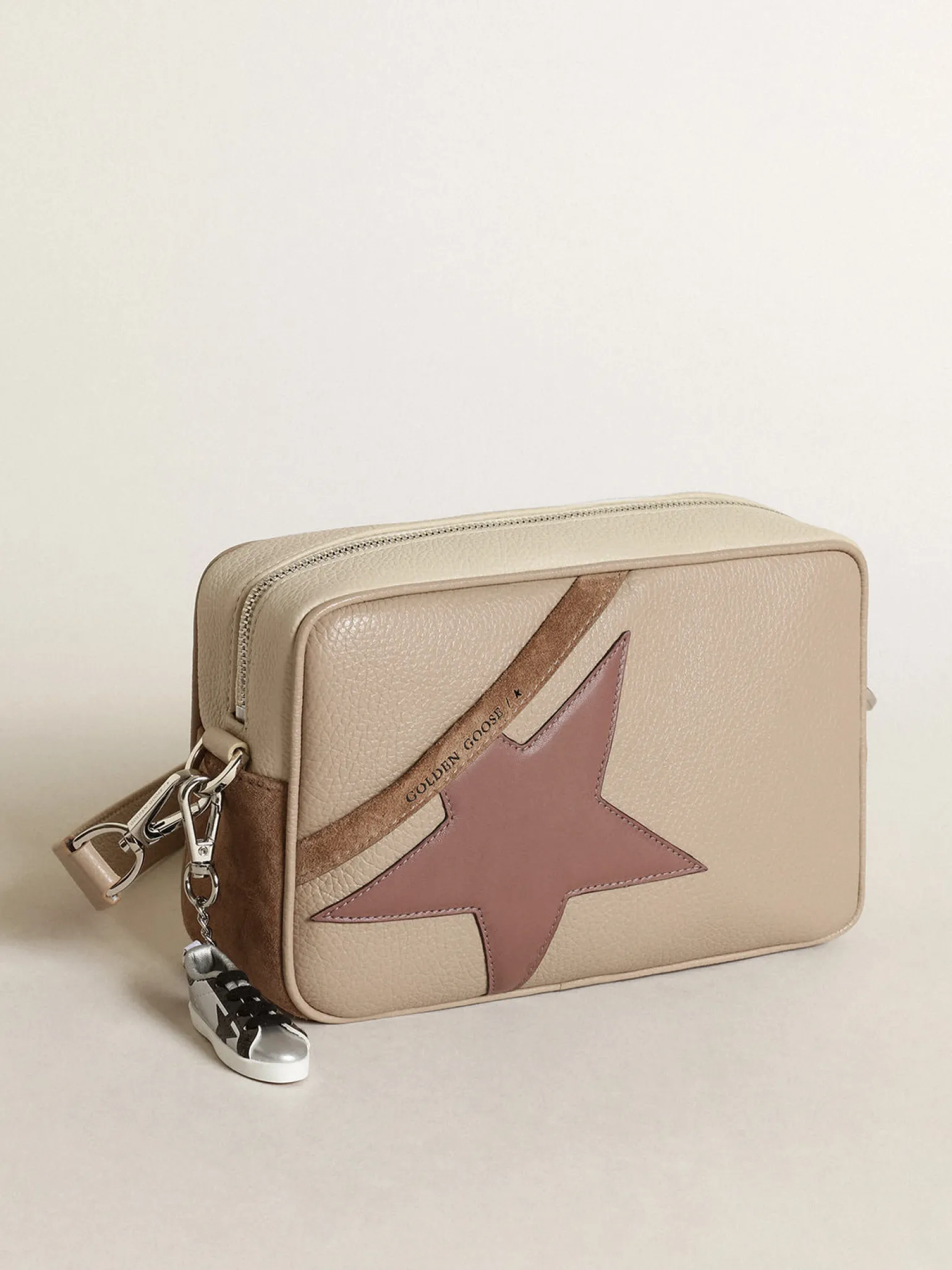 Clearance Bolsa Star feminina grande de couro martelado branco sujo MULHER Bolsas tiracolo