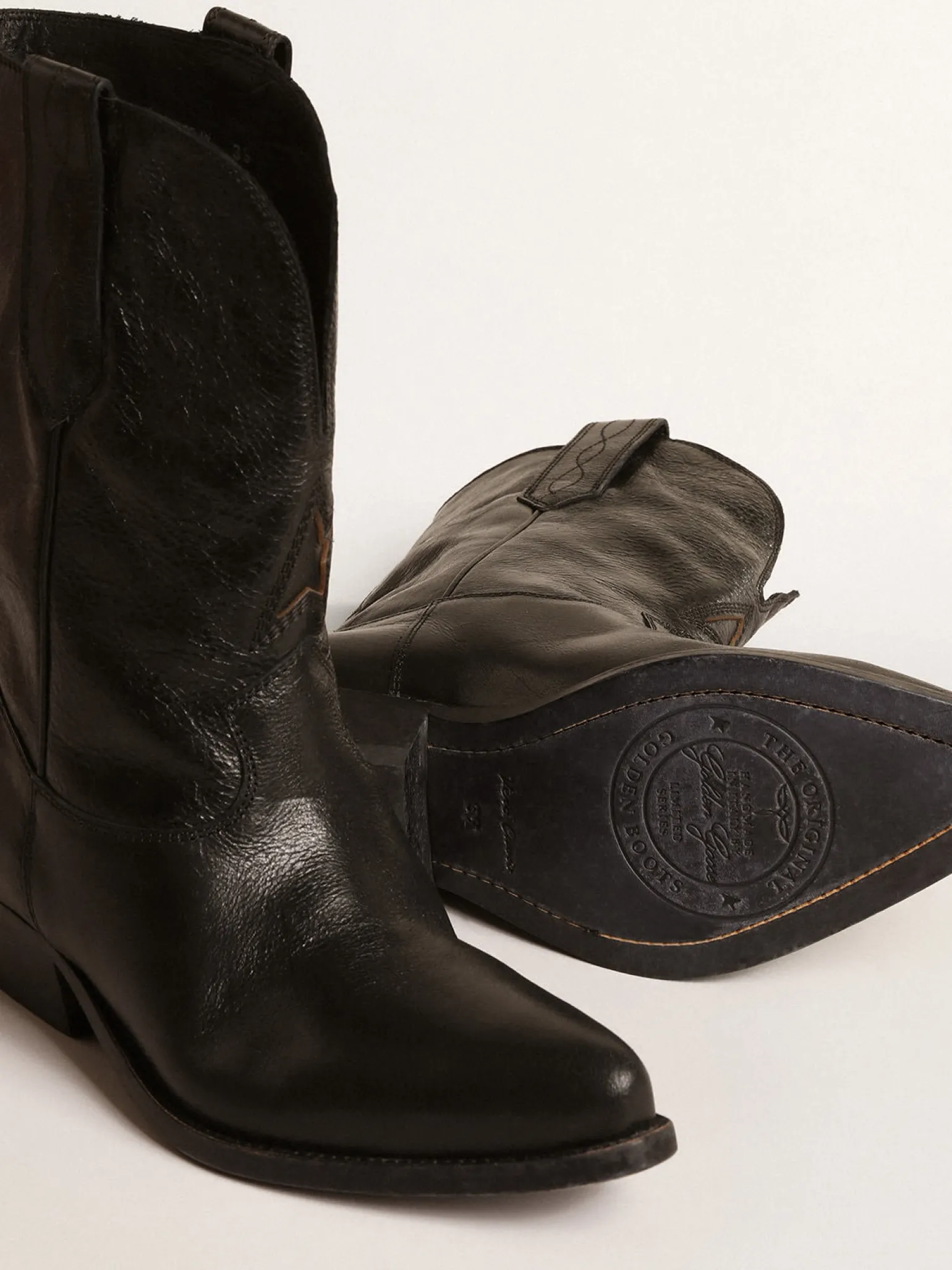Clearance Botas Wish Star de cano baixo de couro preto com estrela preta MULHER Botas