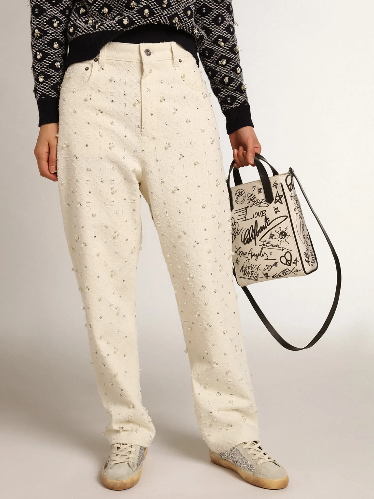 Online Calça jeans Kim Coleção Journey de algodão branco sujo com motivos de losangos e aplicação de pérolas e cristais MULHER Jeans e calças