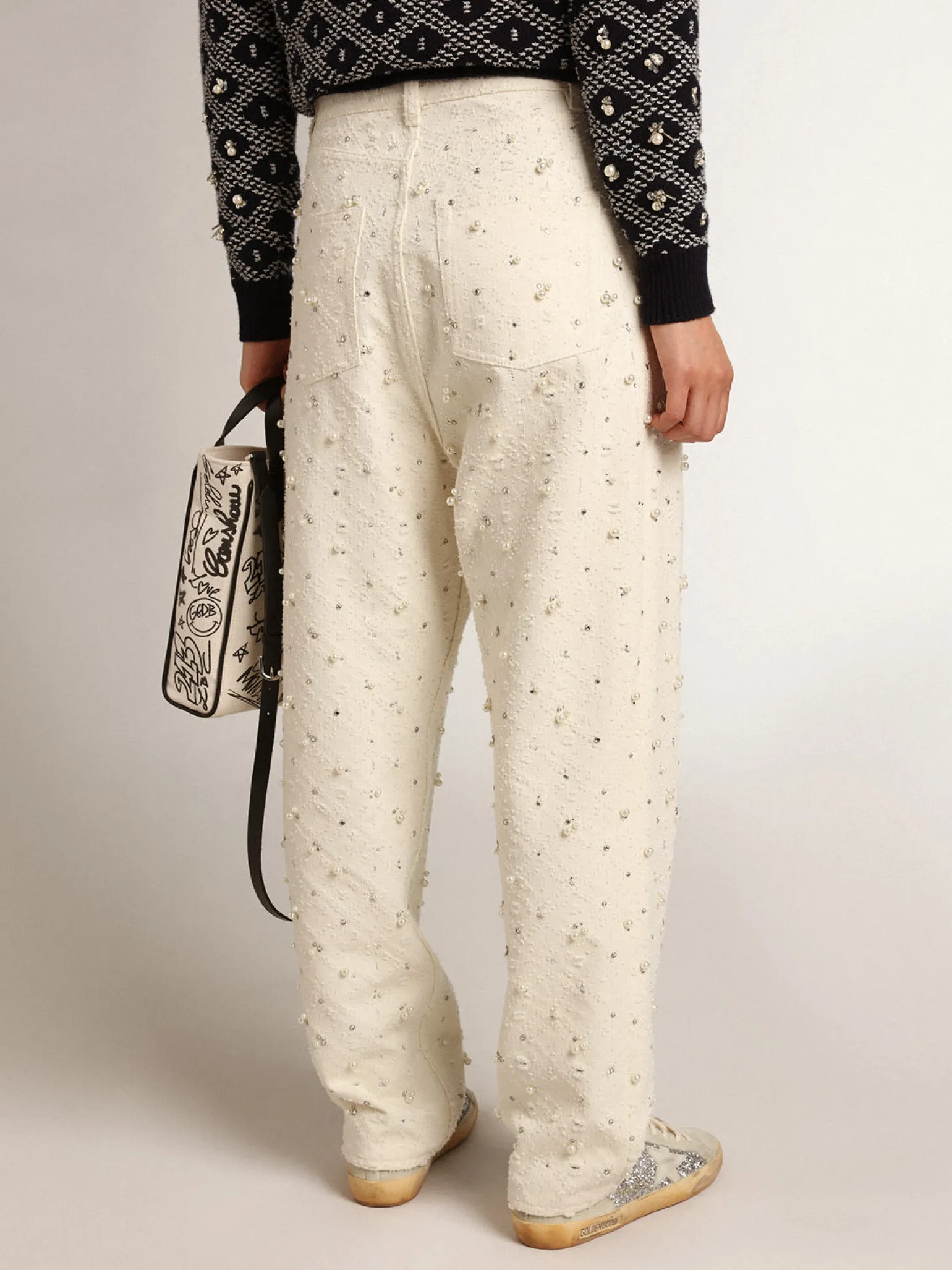 Online Calça jeans Kim Coleção Journey de algodão branco sujo com motivos de losangos e aplicação de pérolas e cristais MULHER Jeans e calças