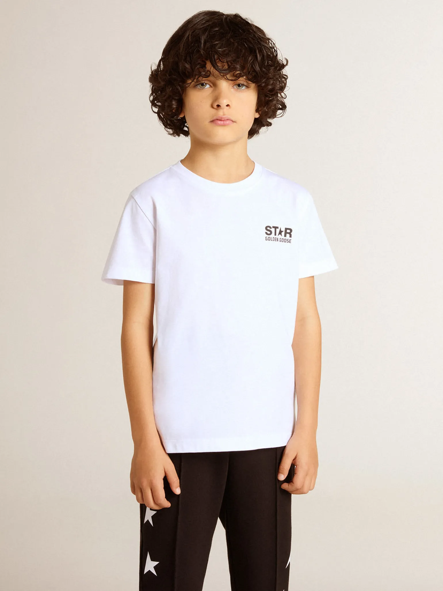 Clearance Camiseta branca com logo e estrela pretos em contraste Roupas de cima (4-12 years) | Roupas de cima (4-12 years)