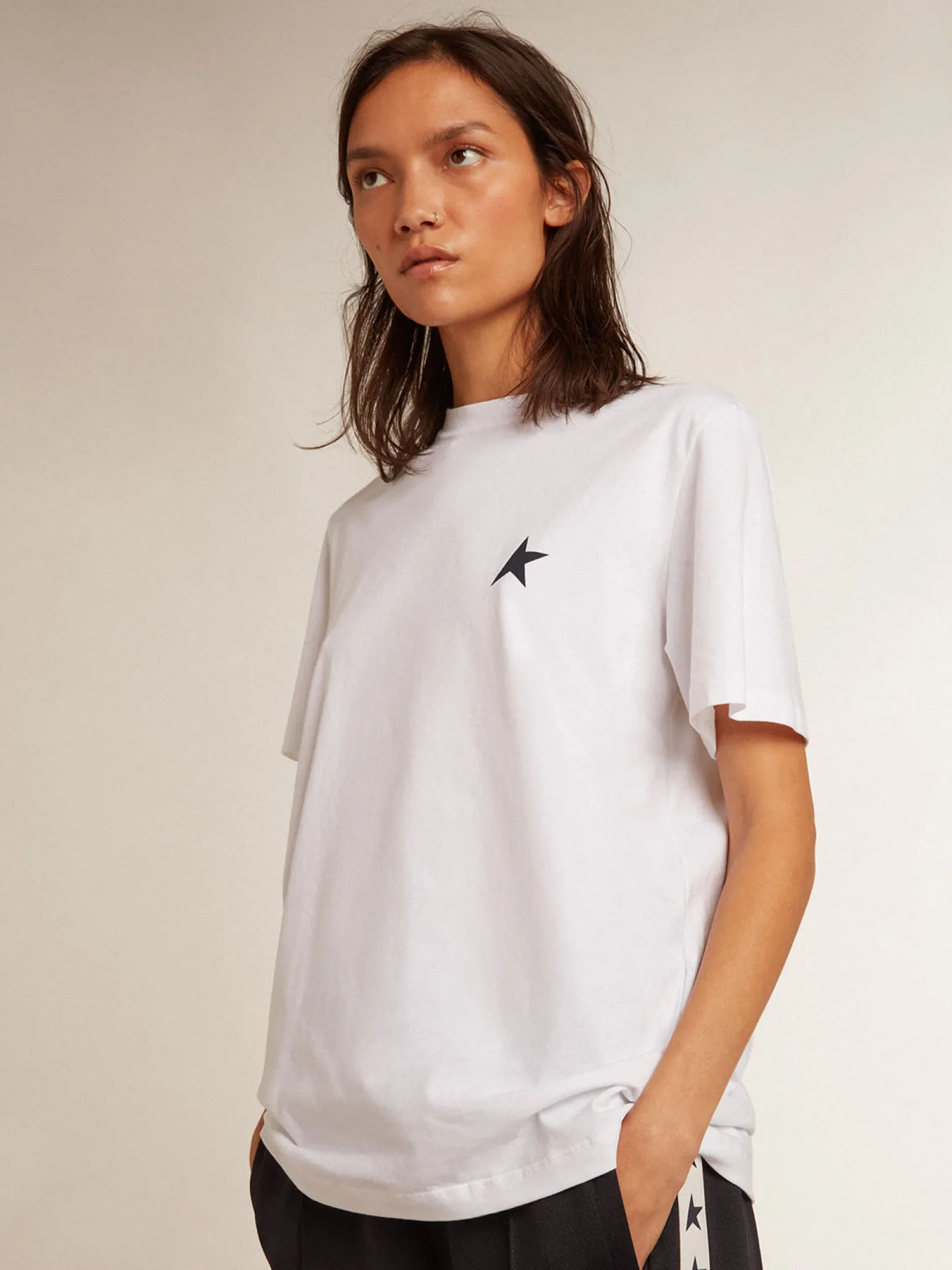Best Sale Camiseta branca feminina com estrela azul-escura na frente MULHER Beachwear | Camisetas