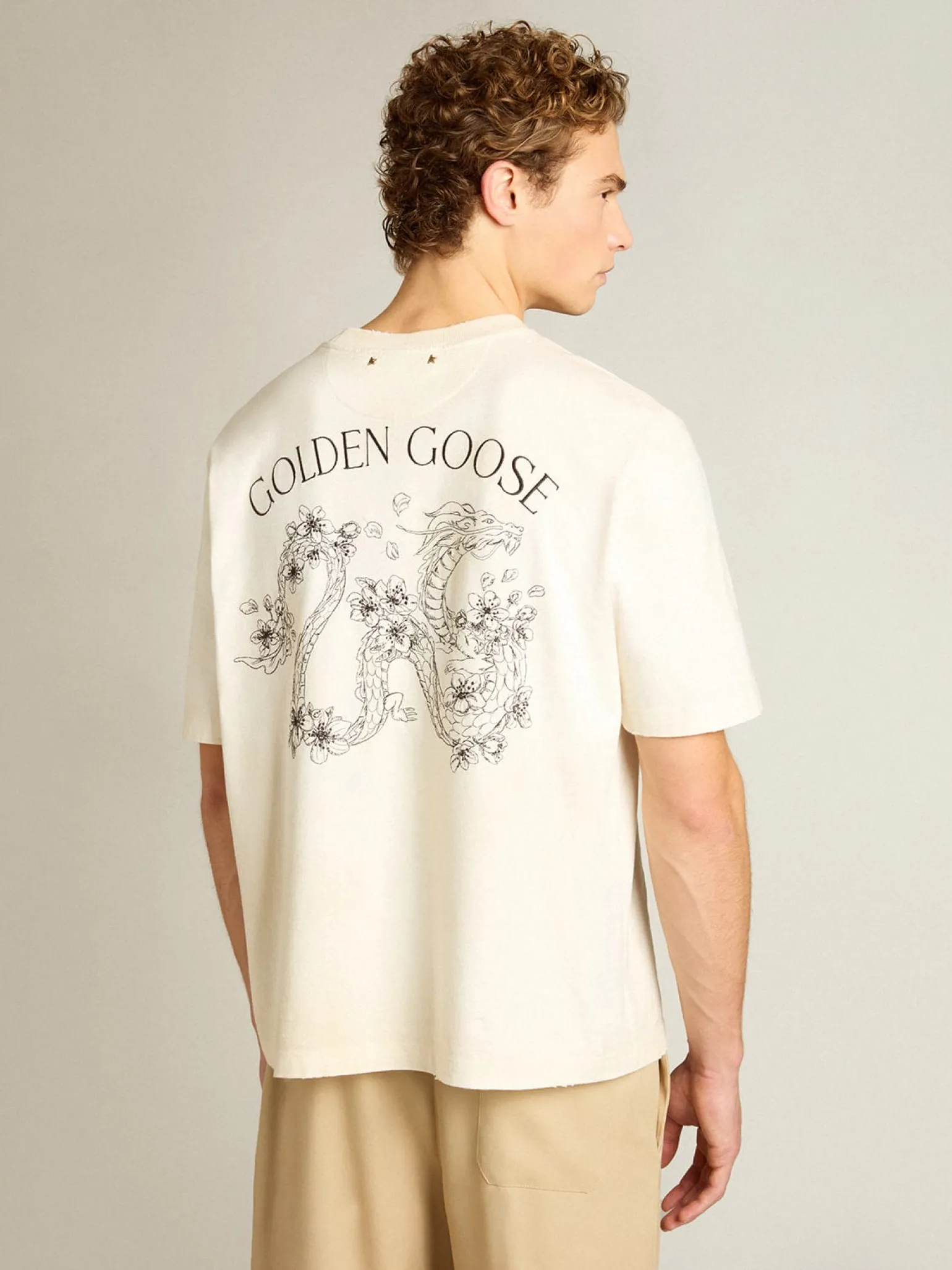 Outlet Camiseta CNY cor branco usado MULHER Camisetas | Camisetas