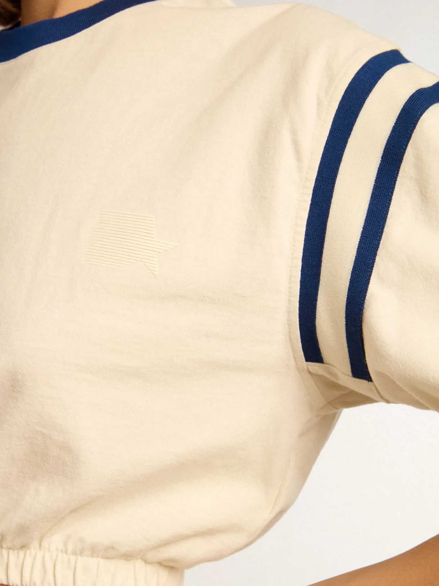 Fashion Camiseta cropped de algodão branco usado com escrita atrás MULHER Camisetas