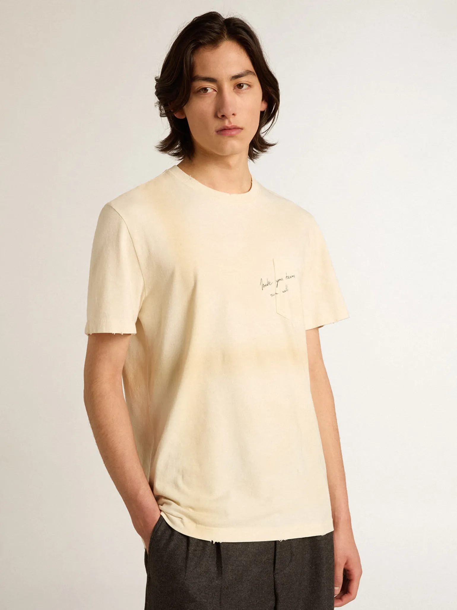 New Camiseta de algodão branco usado com escrita no bolso Camisetas