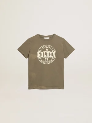 Discount Camiseta verde-oliva infantil masculina com logo branco no centro Roupas de cima (4-12 years)