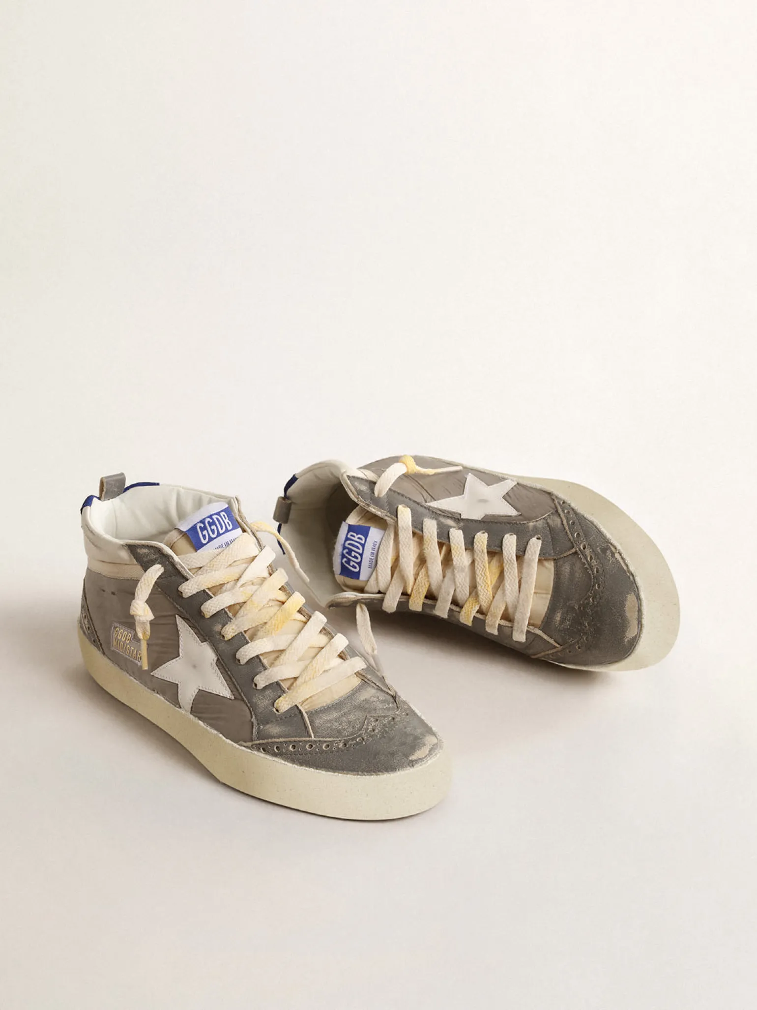 Flash Sale Mid Star de náilon cinza e napa com estrela de couro branco Mid Star