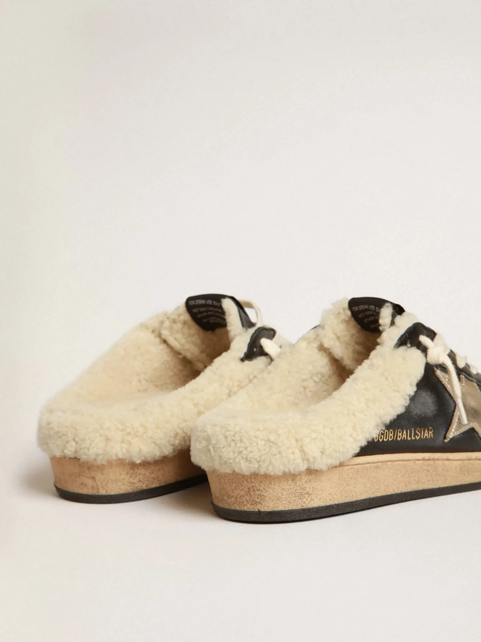 Clearance Mule Ball Star de napa com estrela platinada e forro de shearling MULHER Ball Star