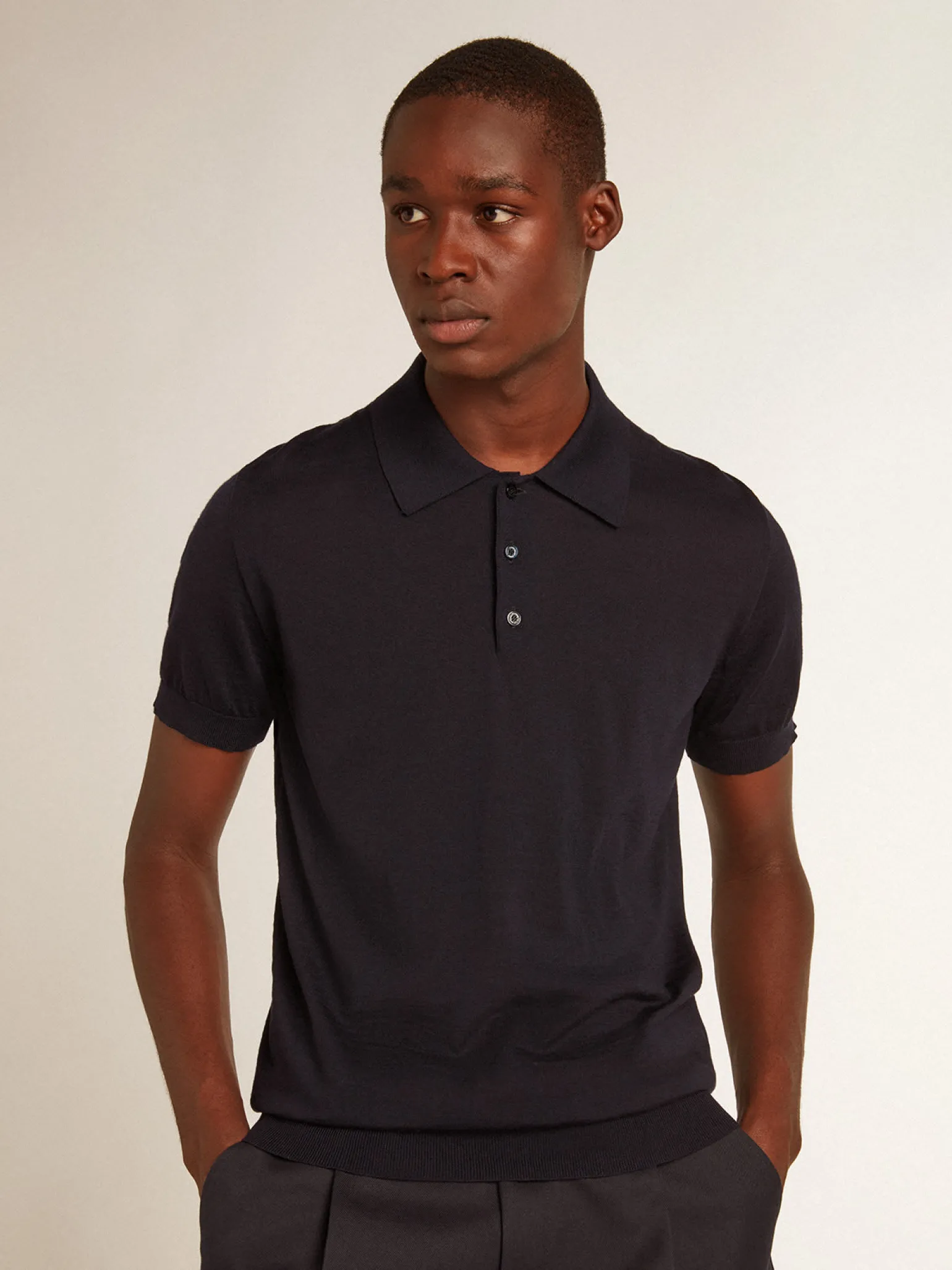 Store Polo masculina de manga curta de lã merino azul-marinho Camisetas