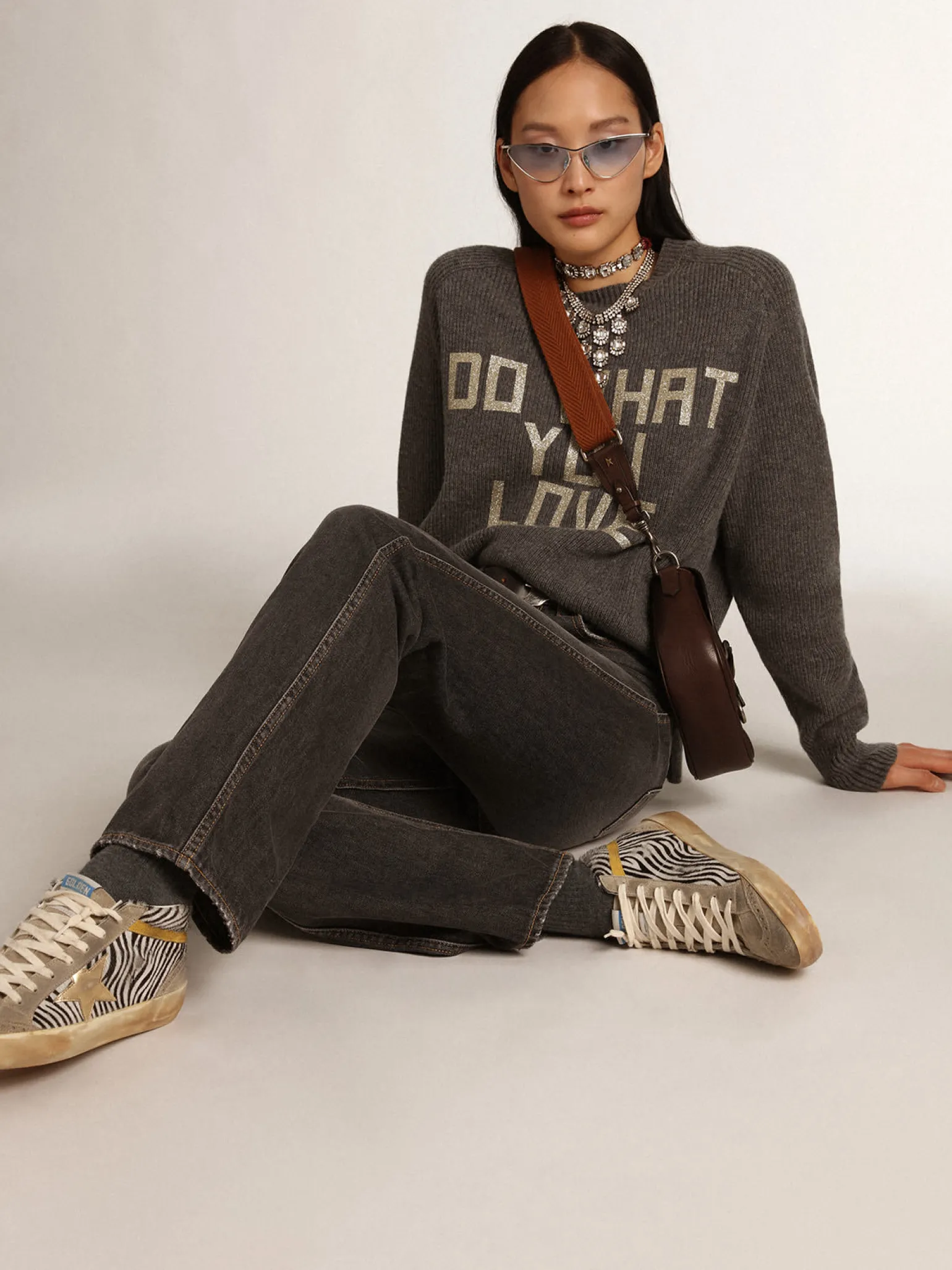 Cheap Pulôver feminino de gola redonda cinza com inscrição de glitter MULHER Malhas