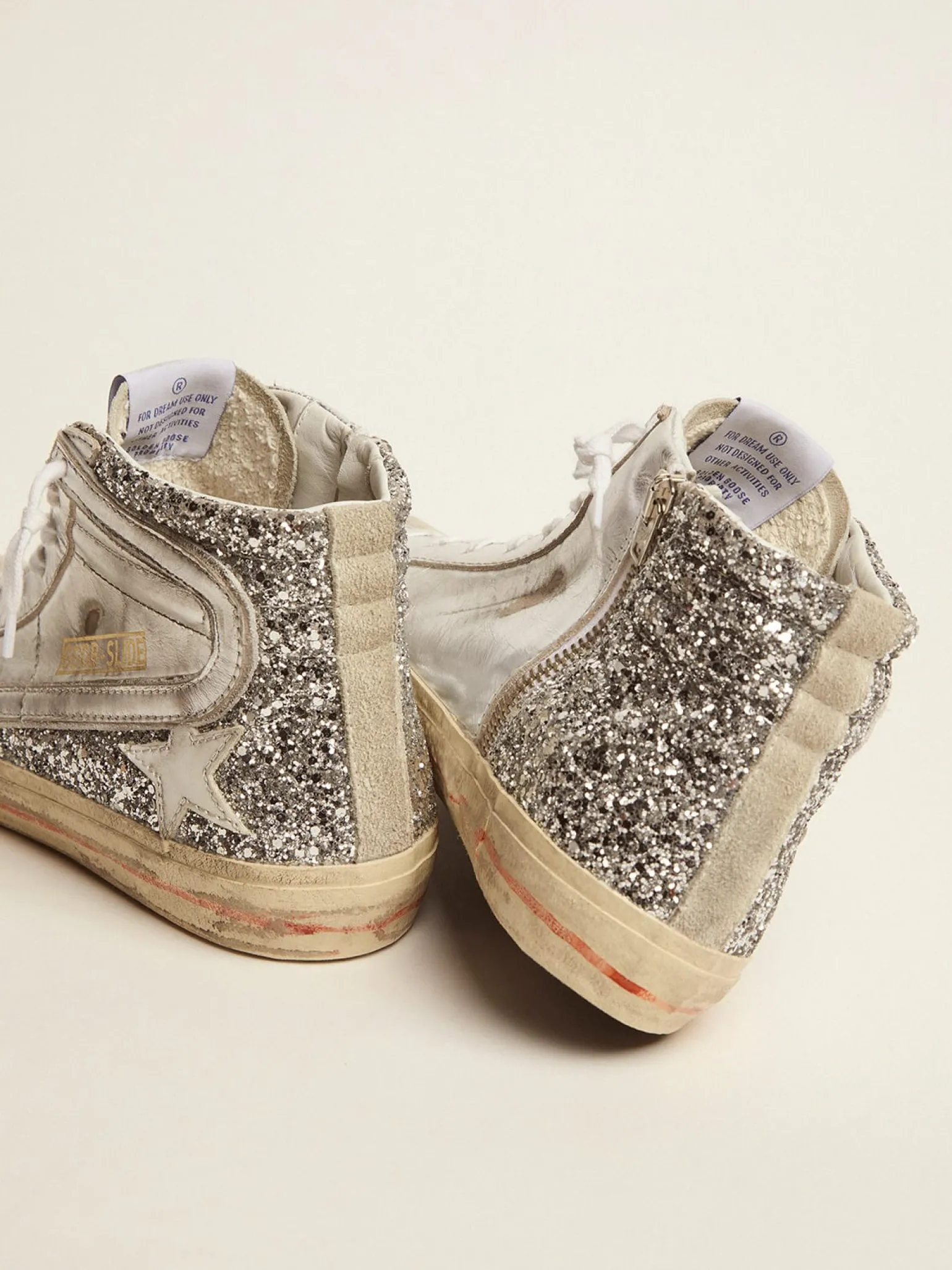 Cheap Slide feminino com cabedal de couro metálico e glitter prateado MULHER Slide