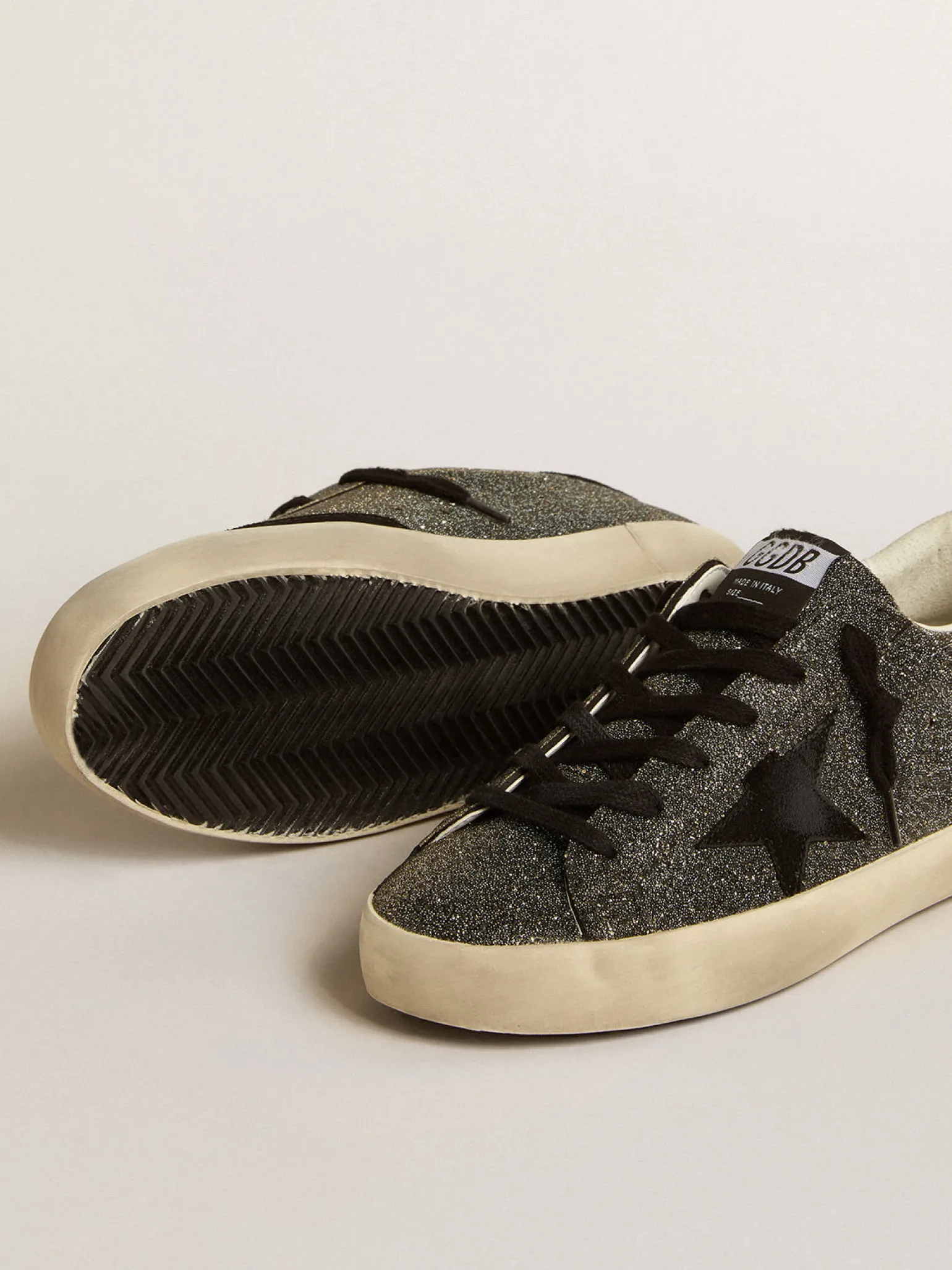 Online Super-Star Feminino com cristais Swarovski pretos com estrela de suede preto MULHER Super-Star