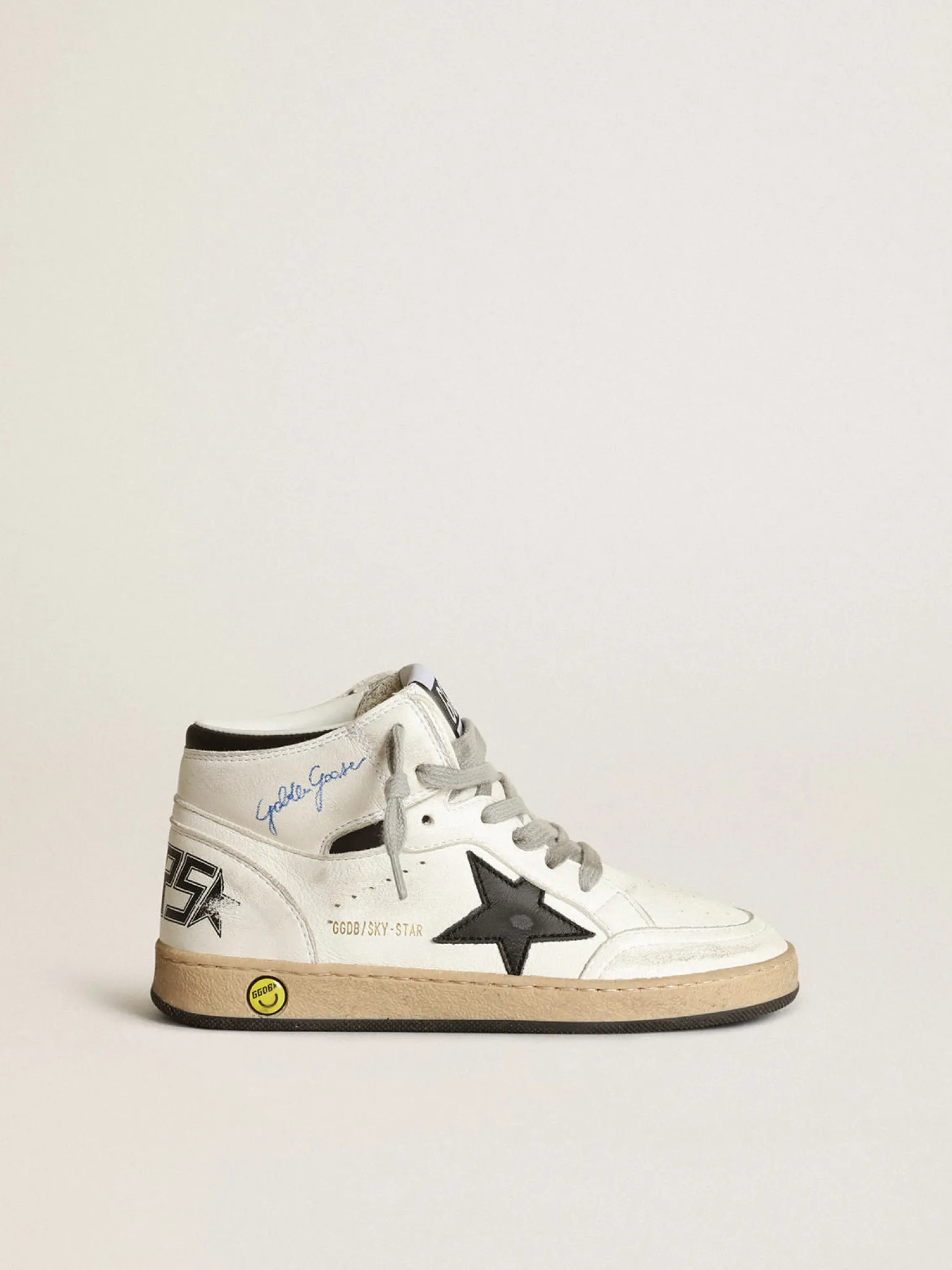 Discount Young Sky-Star de napa branca com estrela e talão pretos Meninas (4-10 anos) | Meninos (4-10 anos)
